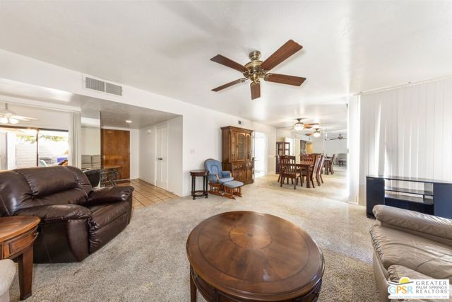 68541 Calle Alcazar, Cathedral City CA: https://media.crmls.org/mediaz/63e30358-b448-496b-b852-ebf26a9bfbbb.jpg