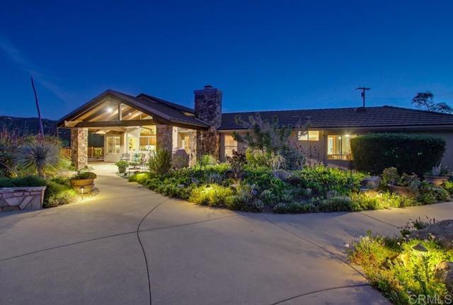 Detail Gallery Image 8 of 75 For 3930 via Palo Verde Lago, Alpine,  CA 91901 - 3 Beds | 2/1 Baths