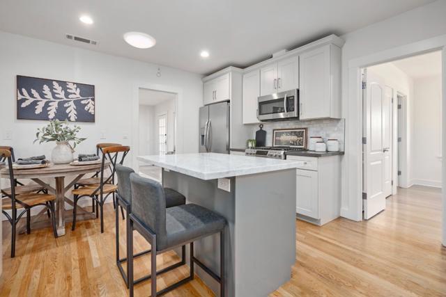 767 Calderon Avenue, Mountain View CA: https://media.crmls.org/mediaz/63e3dc7a-be76-404e-a0cd-b7065f0b8773.jpg