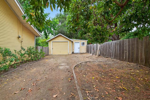 3475 N Main Street, Soquel CA: https://media.crmls.org/mediaz/63e4c007-1904-4af6-b6fa-a320eec83a1f.jpg