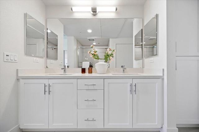 657 Walnut Street, San Carlos CA: https://media.crmls.org/mediaz/63e4f67e-42df-4bd3-998b-446a5e69678d.jpg
