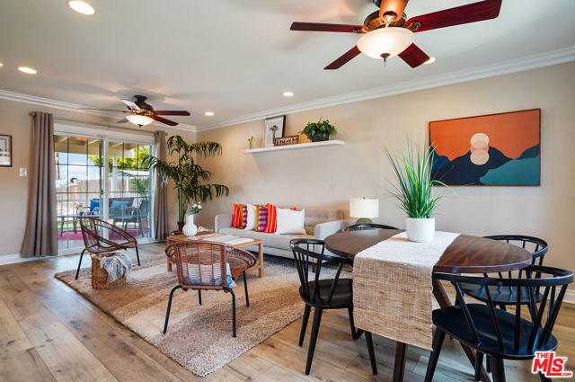 1043 Appleton Road photo 6