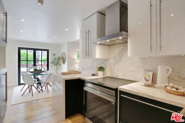 4751 Camino Del Rey, Santa Barbara CA: https://media.crmls.org/mediaz/63e54271-c282-4e31-9fc3-01f241f1964c.jpg