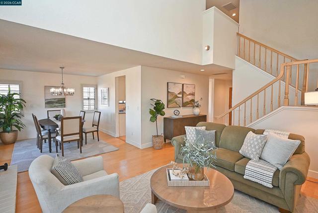 Image 5 of 33 For 137 Haslemere