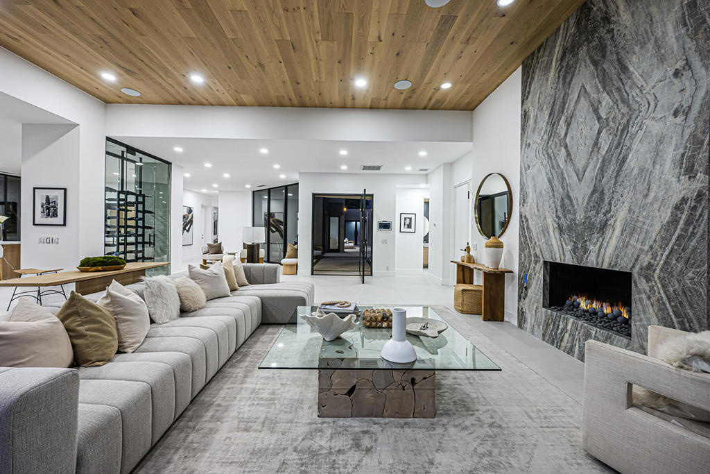 MLS #219132128DA image #8