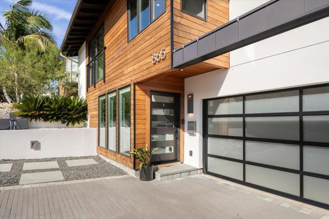 865 Somerset Court, San Carlos CA: https://media.crmls.org/mediaz/63e9b3be-4183-4753-94c8-8ef92ae8915a.jpg