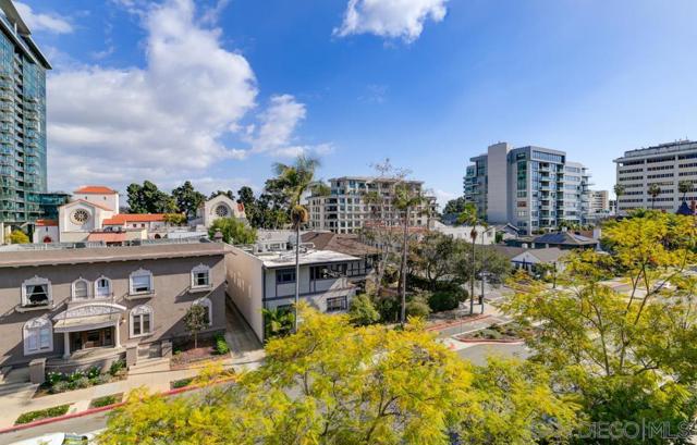 350 Nutmeg St, San Diego CA: https://media.crmls.org/mediaz/63e9c70e-371a-496d-8d21-a1ec4b09bb53.jpg