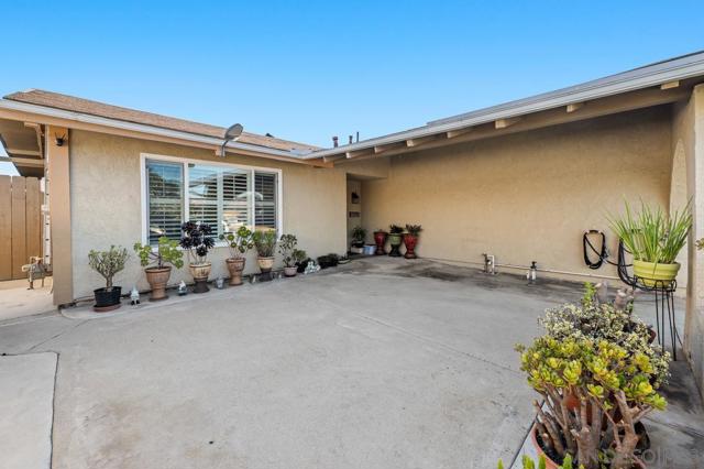 Image 3 of 27 For 10343 Greenford Dr