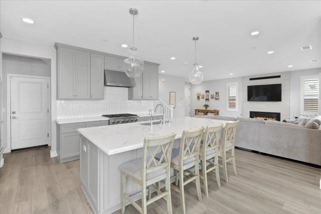 277 Skyview Drive, Marina CA: https://media.crmls.org/mediaz/63ea4741-7b8f-445c-88a1-68fe91b44175.jpg