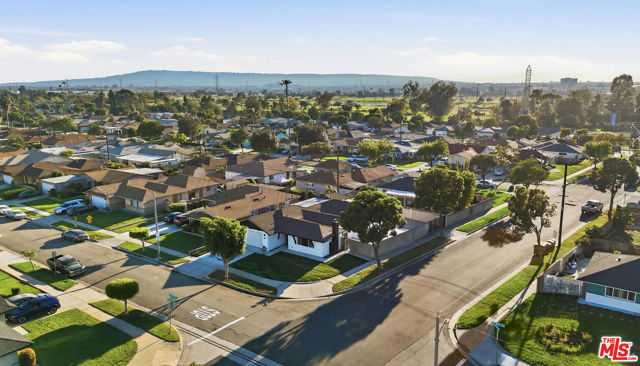 Image 64 of 70 For 19203 Galway Avenue