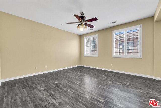 5611 Scharf Avenue, Fontana CA: https://media.crmls.org/mediaz/63ec9805-a4f8-4b8d-bff8-6b2337a7e9d4.jpg