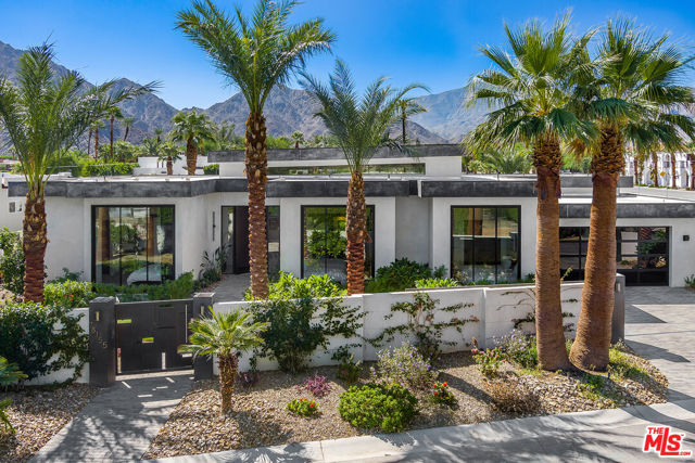 78155 Calle Cadiz, La Quinta CA: https://media.crmls.org/mediaz/63ed8c5d-f0db-4c39-a257-a2e7e5ac9f1b.jpg