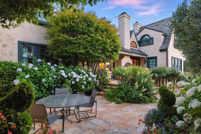 1600 Marlborough Road, Hillsborough CA: https://media.crmls.org/mediaz/63eddd2c-135e-4988-9586-757befc24498.jpg