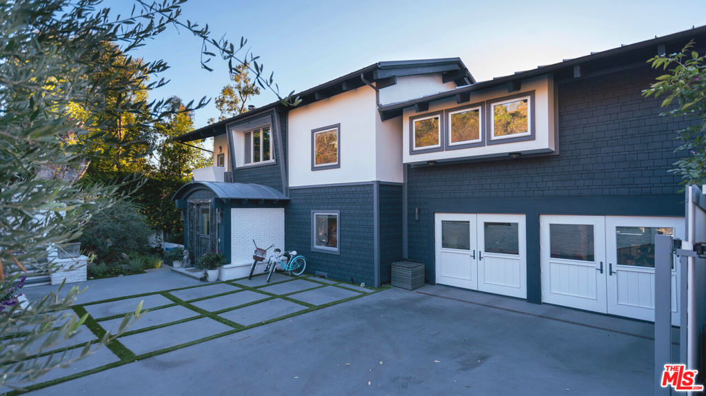 3631 SERRA Road