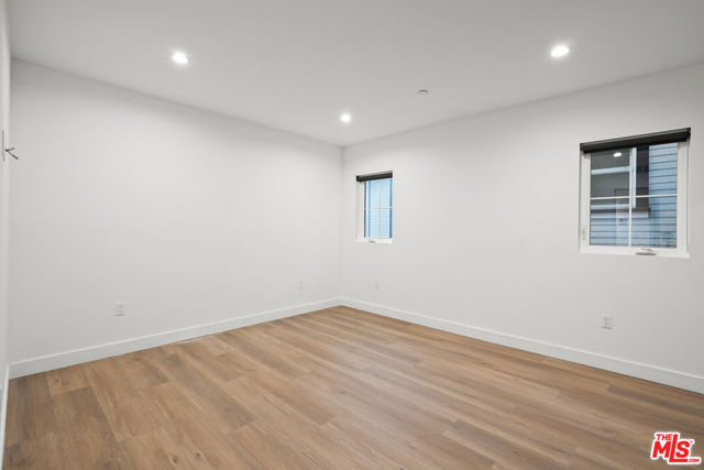 1331 N June Street, Los Angeles CA: https://media.crmls.org/mediaz/63eea50b-016d-4048-a620-1b32dd67f438.jpg