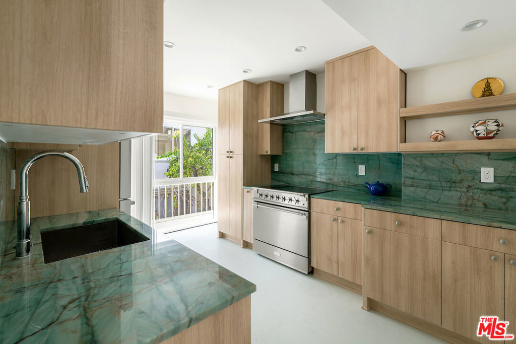 852 21st Street #E