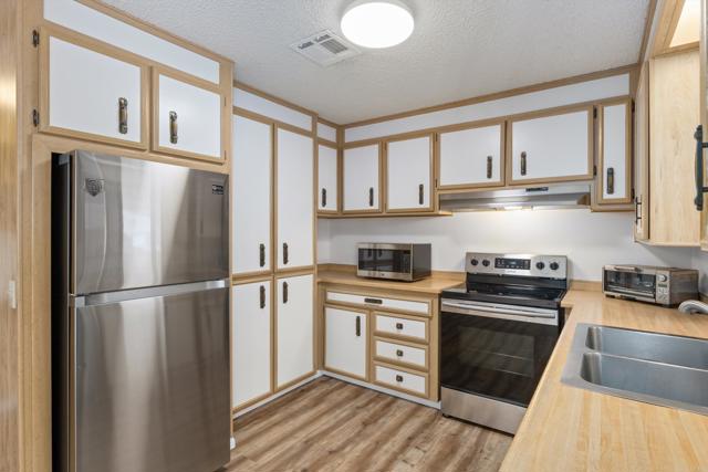 Detail Gallery Image 11 of 49 For 3535 Linda Vista Dr #328,  San Marcos,  CA 92078 - 2 Beds | 2 Baths