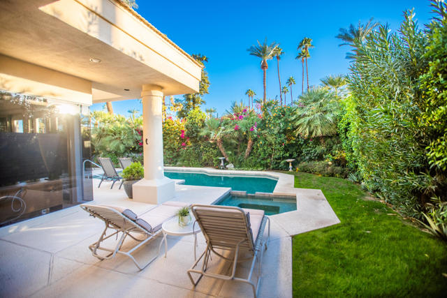 75273 Spyglass Drive, Indian Wells CA: https://media.crmls.org/mediaz/63efe29e-f421-44ef-8190-423d8c5d33ce.jpg