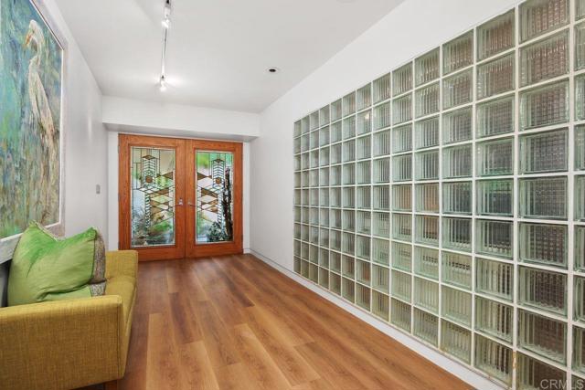 1859 Zapo Street, Del Mar CA: https://media.crmls.org/mediaz/63f0d5a4-b7f9-4c4f-8f2d-7d2053c36783.jpg