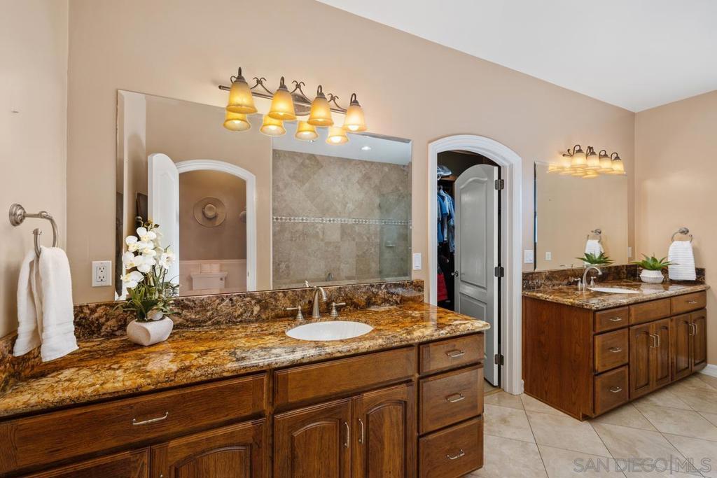 MLS #250045019SD image #19