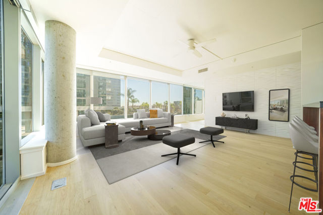 1155 S Grand Avenue, Los Angeles CA: https://media.crmls.org/mediaz/63f13279-1f28-4083-a4c9-6506261c87b4.jpg