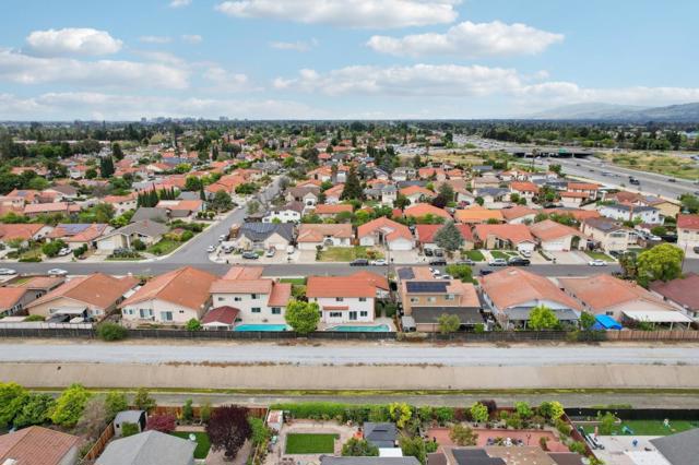 1288 Isengard Court, San Jose CA: https://media.crmls.org/mediaz/63f14cde-db72-43ea-8d38-0c8981eca555.jpg