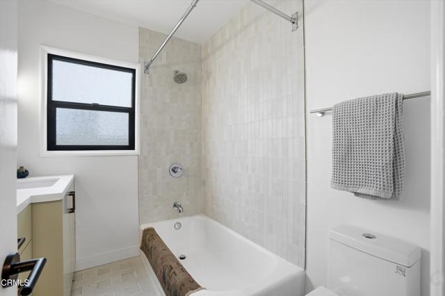 Detail Gallery Image 24 of 37 For 2801 Ceilhunt Ave, Los Angeles,  CA 90064 - 4 Beds | 2 Baths