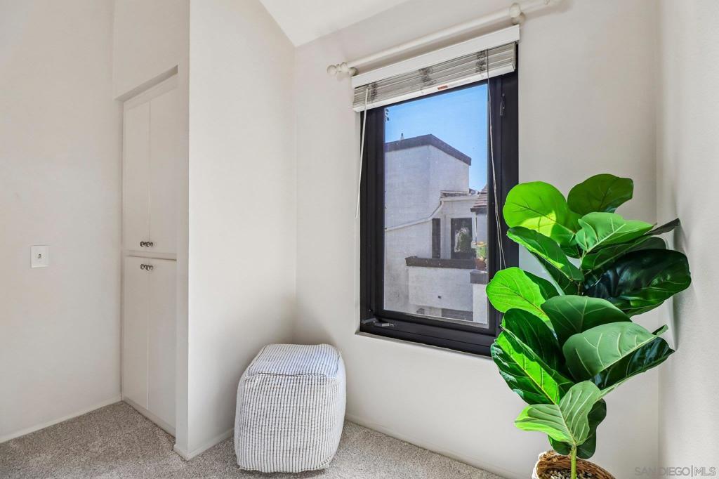3922 Voltaire St - photo 17
