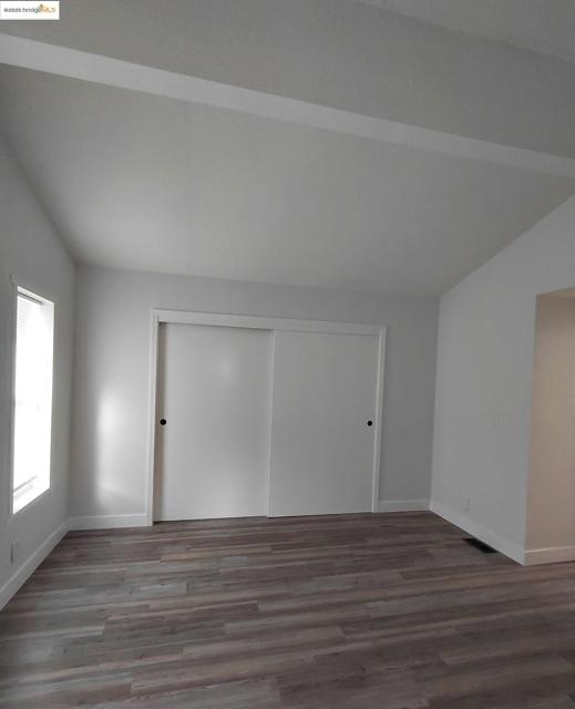 343 Alcott Ct, Bethel Island CA: https://media.crmls.org/mediaz/63f36800-03f9-4d9d-af0c-63eed4e4aedf.jpg