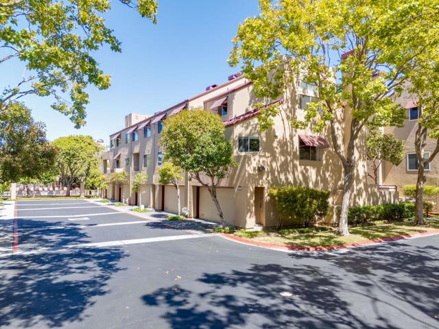 210 Commons Lane, Foster City CA: https://media.crmls.org/mediaz/63f4bc48-cff4-47c1-8863-c8f325793390.jpg