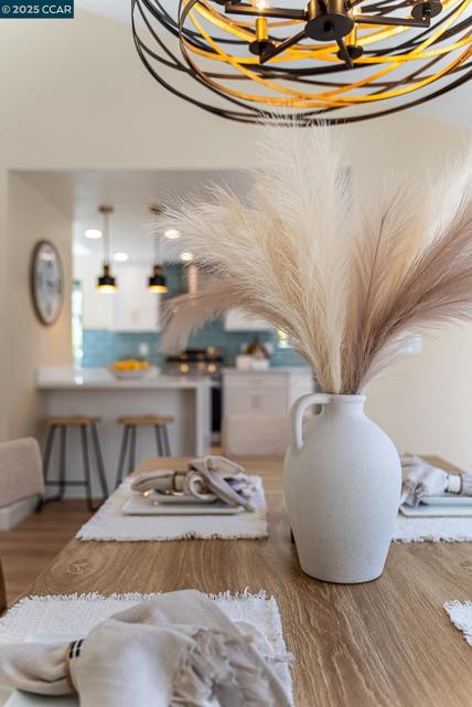 2128 Presidio Ct, Danville CA: https://media.crmls.org/mediaz/63f5a743-5c3a-41c3-8b16-0e2ab0c85c3c.jpg