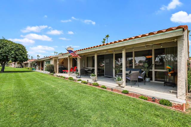 Image 24 of 40 For 43409 Lacovia Drive