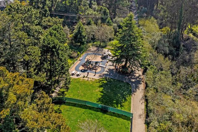664 Bayview Drive, Aptos CA: https://media.crmls.org/mediaz/63f909b8-b3d3-4c53-b8a0-682c6ddbbd37.jpg