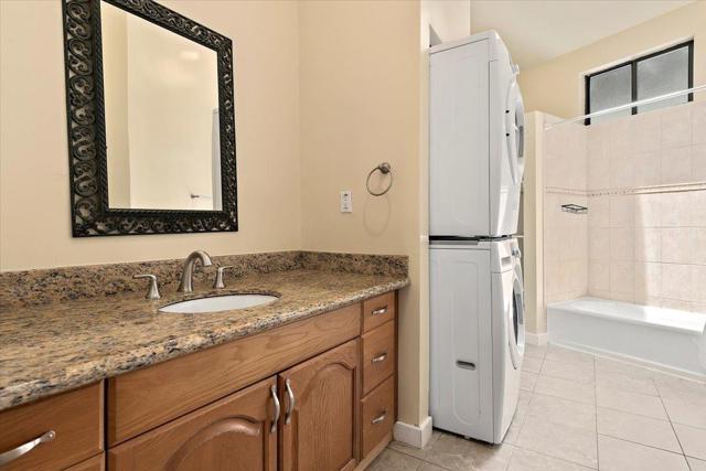 885 Patrol Road, Woodside CA: https://media.crmls.org/mediaz/63fb1d14-08a9-4e66-addb-3fd684e588ce.jpg