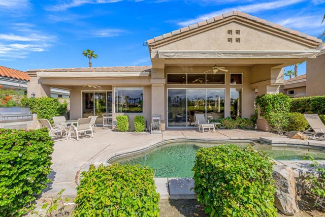 424 White Horse Trail, Palm Desert, CA 92211