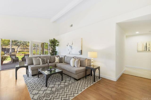 14001 Saddlewood Drive, Poway CA: https://media.crmls.org/mediaz/63fdae64-c3b7-4c36-abbe-06b77927a2c3.jpg