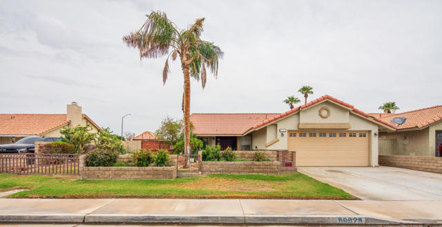 80928 Brown St, Indio CA: https://media.crmls.org/mediaz/63fe0b1d-cf68-4fee-a282-35d9abddf32a.jpg