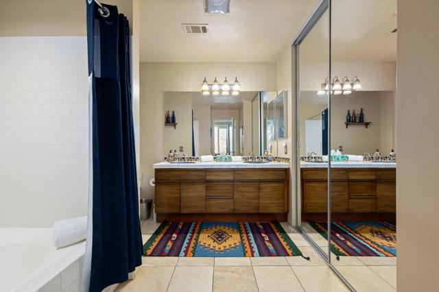 80601 Oak Tree, La Quinta CA: https://media.crmls.org/mediaz/63ff2608-2cc7-4936-b27e-716b82e82e89.jpg