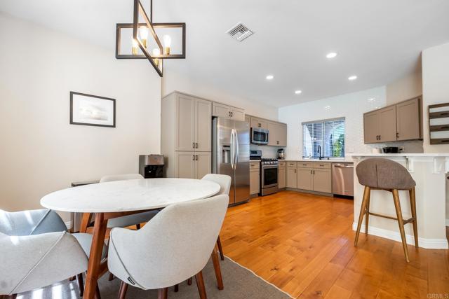 1304 Avenida Pantera, San Marcos CA: https://media.crmls.org/mediaz/63ff4abf-841b-41ca-bec2-56702d2b0f6f.jpg