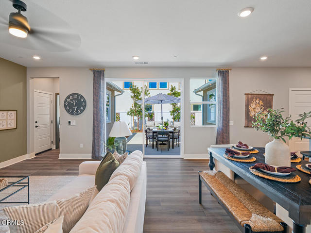 Detail Gallery Image 17 of 23 For 204 Citron Ave, Piru,  CA 93040 - 3 Beds | 3 Baths