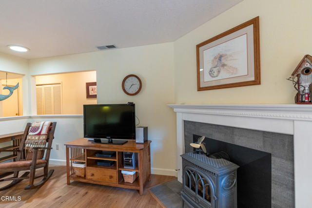 170 Hocker Lane, Fort Bragg CA: https://media.crmls.org/mediaz/64034e46-737f-471f-8a39-b2b1be004c55.jpg