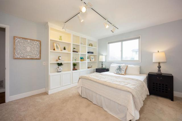 1077 Pearl Avenue, Moss Beach CA: https://media.crmls.org/mediaz/6403936f-871c-4825-8d79-9591e4713b10.jpg