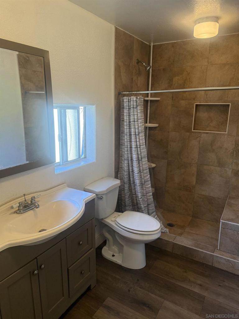 MLS #250039928SD image #3