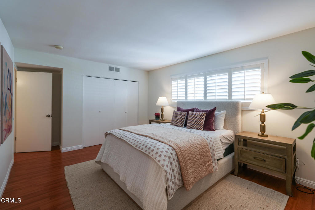 https://media.crmls.org/mediaz/6404162b-052a-4bf9-9db8-78fc5ad5dbfd.jpg?preset=X-Large