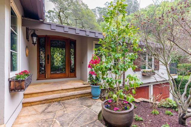 1260 Hayne Road, Hillsborough CA: https://media.crmls.org/mediaz/64045ac9-0ba6-48e8-81cc-8d27ba1c7f84.jpg