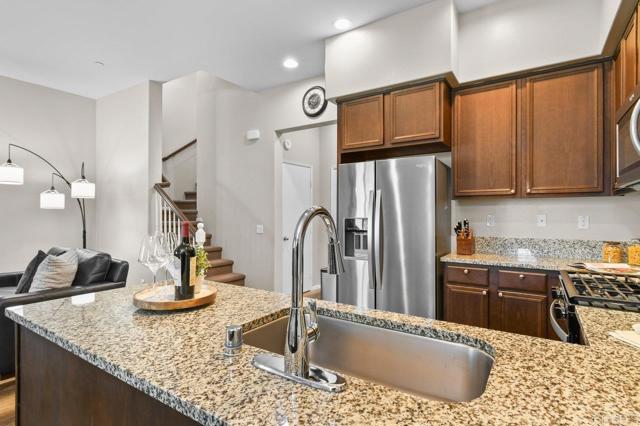 Detail Gallery Image 13 of 34 For 1310 Santa Liza Ave #8,  Chula Vista,  CA 91913 - 4 Beds | 4 Baths