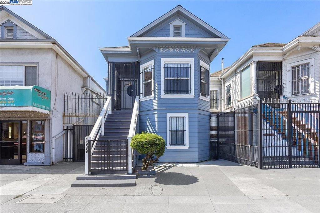 1539 International Blvd