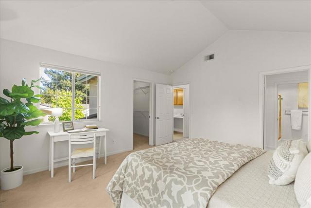 4173 El Camino Real, Palo Alto CA: https://media.crmls.org/mediaz/6406342c-3697-43db-84e7-05232846262a.jpg