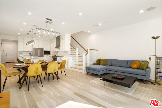 1741 S S Marvin Ave, Los Angeles CA: https://media.crmls.org/mediaz/640647d9-13aa-46c3-96f5-96d1af0be0ec.jpg