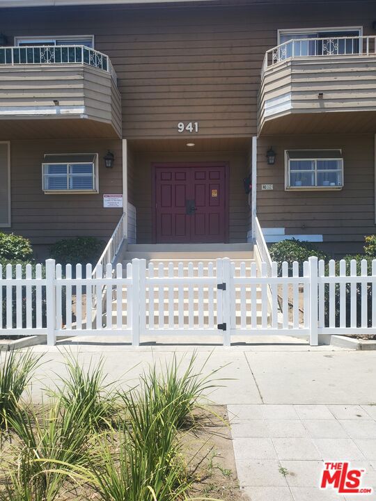 Image 2 for 941 Elm Ave #7, Long Beach, CA 90813